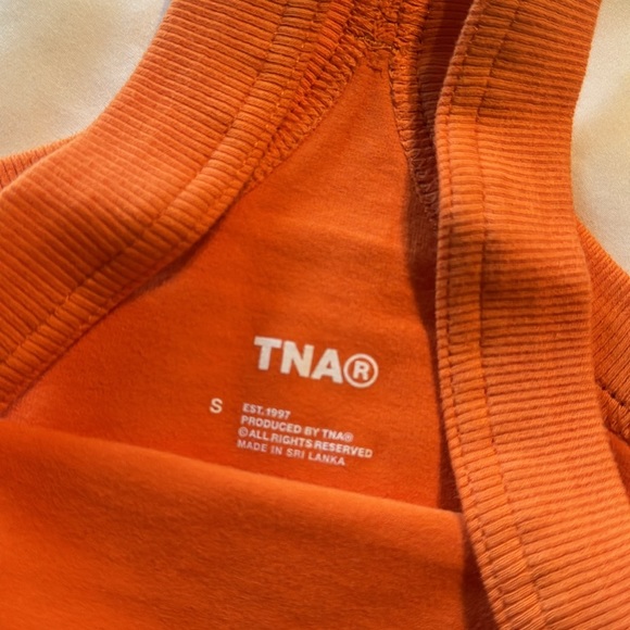 Hold-It™ Odell Tank - Picture 3 of 3